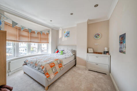 1328379-10-6899b6...