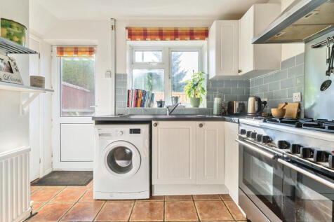 1320358-8-686d470...