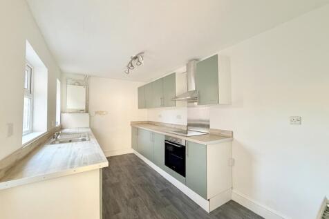 Albert Road, WELLINGBOROUGH photo 5