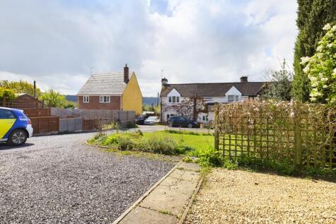 CAM00076P1-PR0104-STILL13