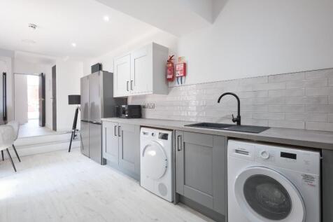 102 Hanover Street, Swansea, Wales, SA1 photo 3