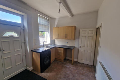 River Street, Brighouse, HD6 photo 5