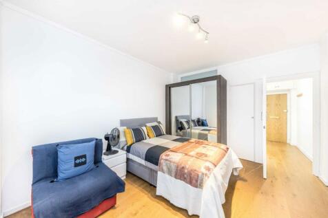 Woburn Place, Russell Court photo 3