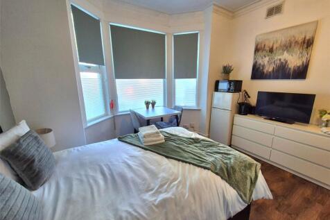 Bedroom/Lounge