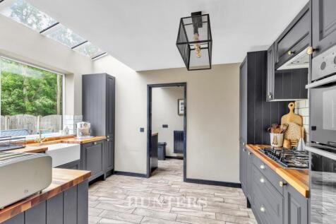 Heywood Old Road (26).jpg