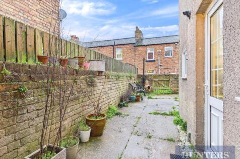 CAM05316G0-PR0282-STILL013.jpg
