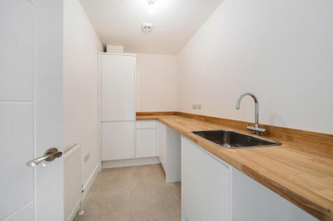 1383992-14-6925b6...