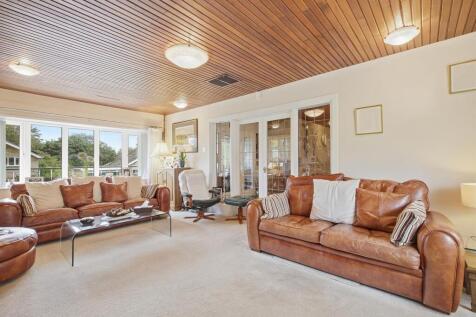 287 Cowcliffe Hill Road, Cowcliffe internal 06 (3)