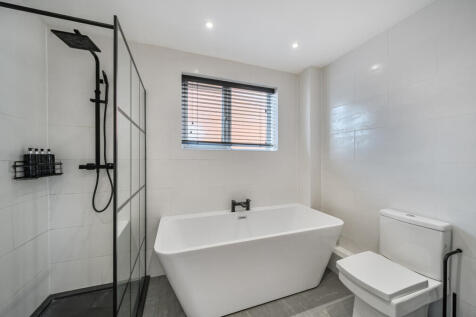 13744713690a221f7fe31