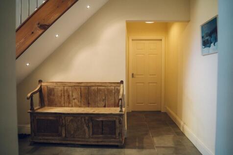 Y Cyntedd / Entrance Hall