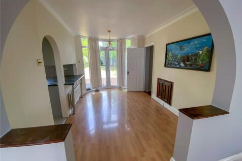 Normandy Avenue, High Barnet, Hertfordshire, EN5 photo 4