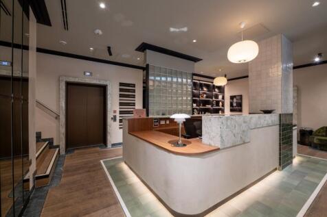 Clarence House  Reception  01.jpg