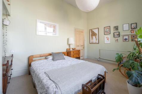 Lower Clapton Road, E5