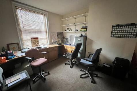 Workshop for sale Image 11