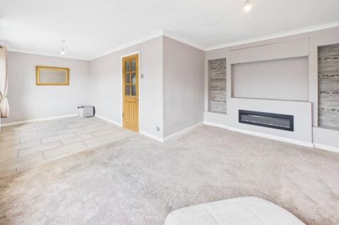 Living/Dining Area