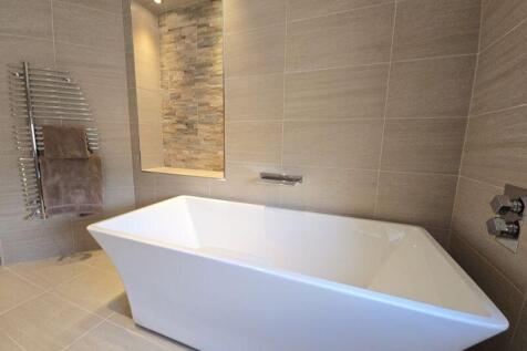 Family Bathroom Additional Image