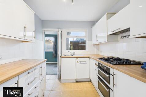 CAM03440G0-PR0484...