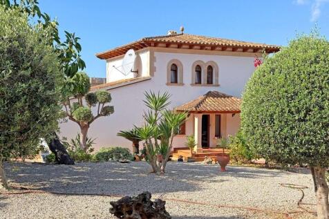 01-andratx-Mediterranes Stadthaus mit Grundstueck-kaufen