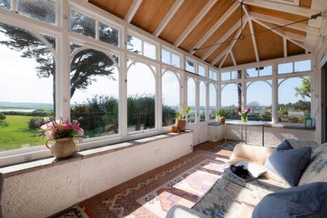 6814c941afd48_Cockmoyle NEW-5