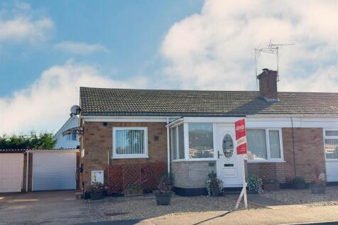 Front And Garage.jpg