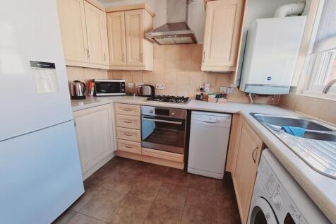 18 Packington Place, Leamington Spa photo 3