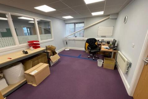Office to rent Image 8