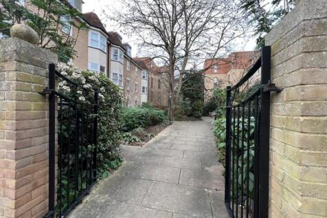 Exterior communal gardens