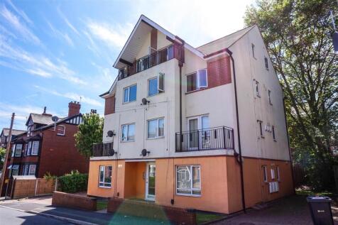 21-25 Headingley Avenue.jpg