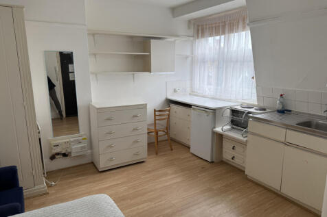 Large room with its own kitchen and shared bathro