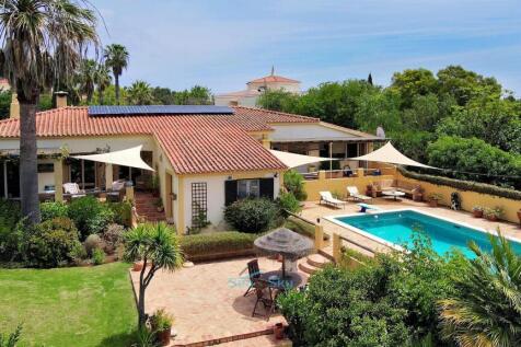 villa &amp; pool