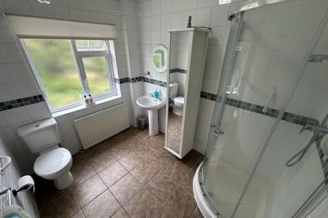 SHOWER ROOM/ WC