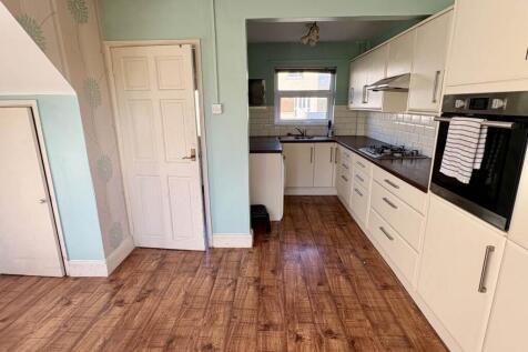 Chestnut Way, Bryntirion,  photo 5