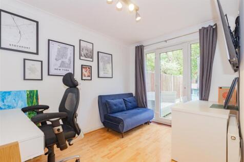Bedroom 3/Reception