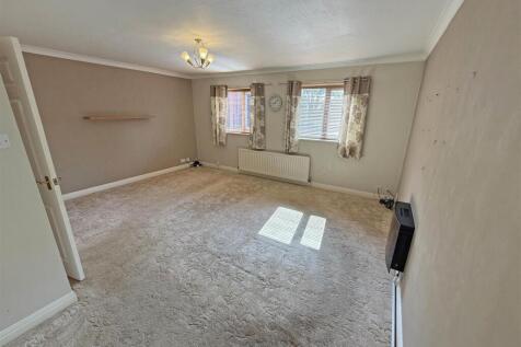 Living room.jpg