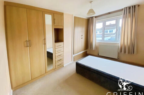 Old Jenkins Close, Stanford Le Hope, SS17 photo 3