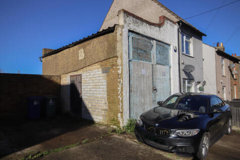 Commercial Garage to Rent ¿ Cowper Road, Sittin