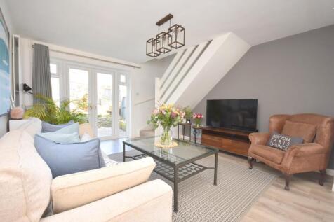Living Room.JPG