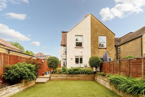 2 Clitherow Road-10.jpg