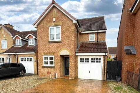 3 bed detached house for rent in Hadston Close, Redcar, North Yorkshire