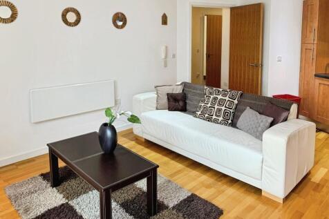 1 bed flat to rent Old Oak Ave, London CR5