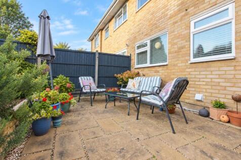Rear Garden D.jpg