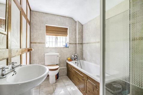 Vale Cottage, 4 Butchers Lane, Pattishall (36).JPG