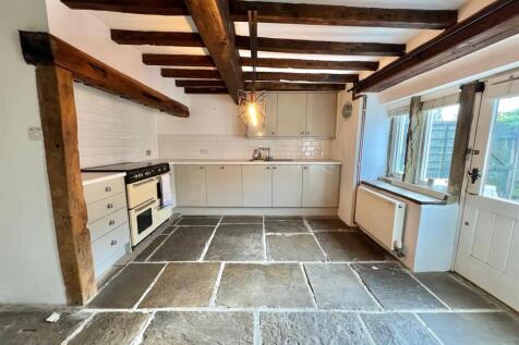 48 Wakefield Rd Kitchen 2.jpg