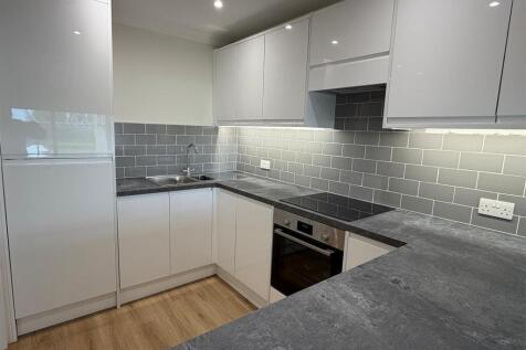 kitchen 1.jpg