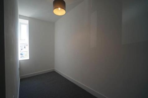 18, James Street, Bangor photo 5