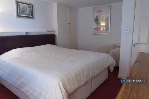Large Bedroom With Wardrobes (Bed Supplied)
