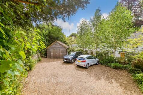 Driveway/Parking