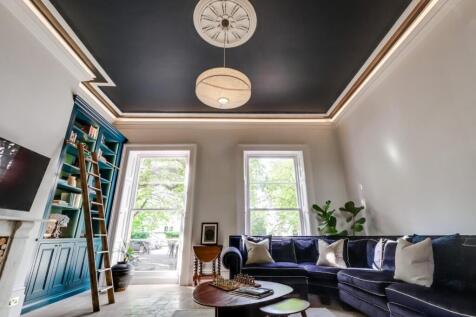 Living Room (10).jpg