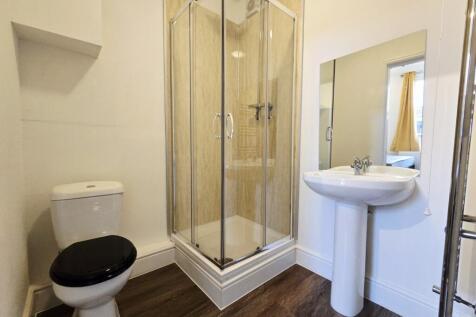 Hartley Grove, Woodhouse, Leeds photo 3