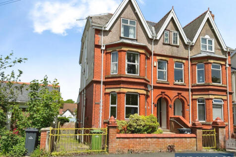 Spacious Edwardian Residence